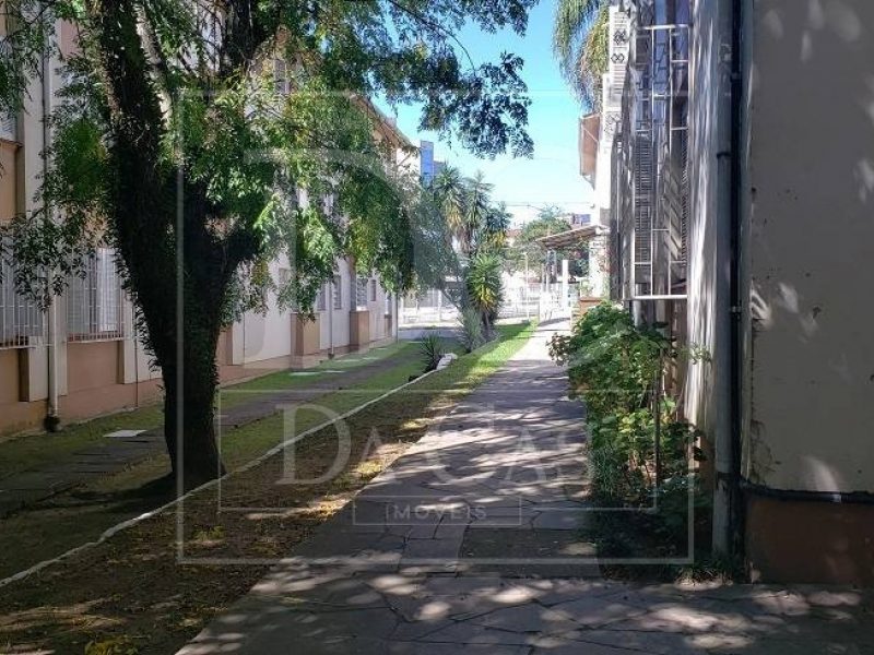 Apartamento à venda com 83m², 3 dormitórios no bairro Tristeza em Porto Alegre