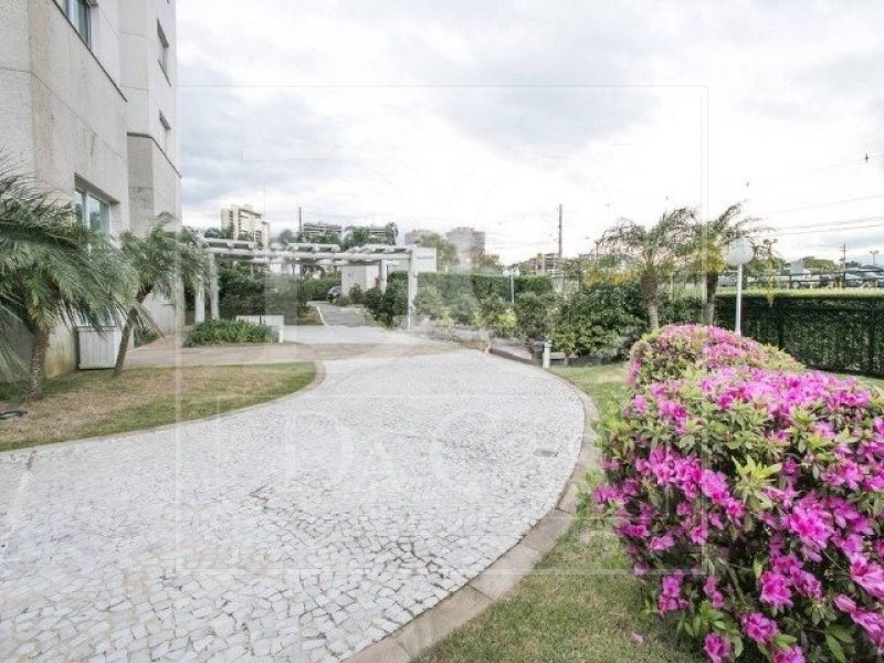 Apartamento à venda com 83m², 2 dormitórios, 1 suíte, 2 vagas no bairro Jardim Europa em Porto Alegre