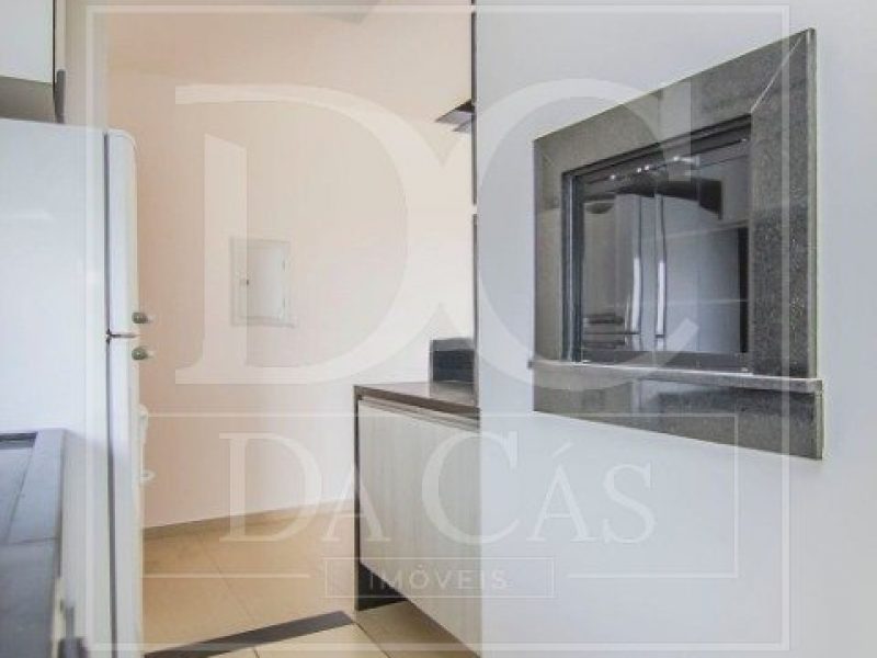 Apartamento à venda com 61m², 2 dormitórios, 1 vaga no bairro Camaquã em Porto Alegre