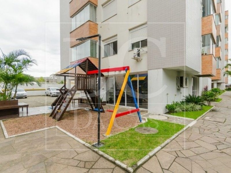 Apartamento à venda com 61m², 2 dormitórios, 1 vaga no bairro Camaquã em Porto Alegre