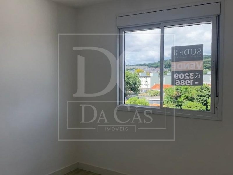 Apartamento à venda com 56m², 2 dormitórios, 1 suíte, 1 vaga no bairro Cavalhada em Porto Alegre