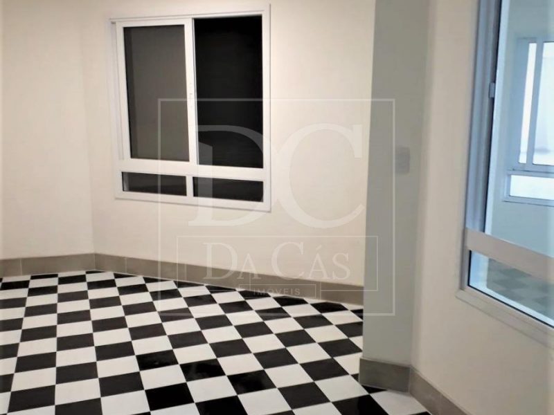 Apartamento à venda com 66m², 2 dormitórios, 1 suíte, 1 vaga no bairro Santo Antônio em Porto Alegre