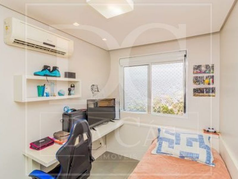 Apartamento à venda com 68m², 2 dormitórios, 1 suíte, 1 vaga no bairro Vila Ipiranga em Porto Alegre