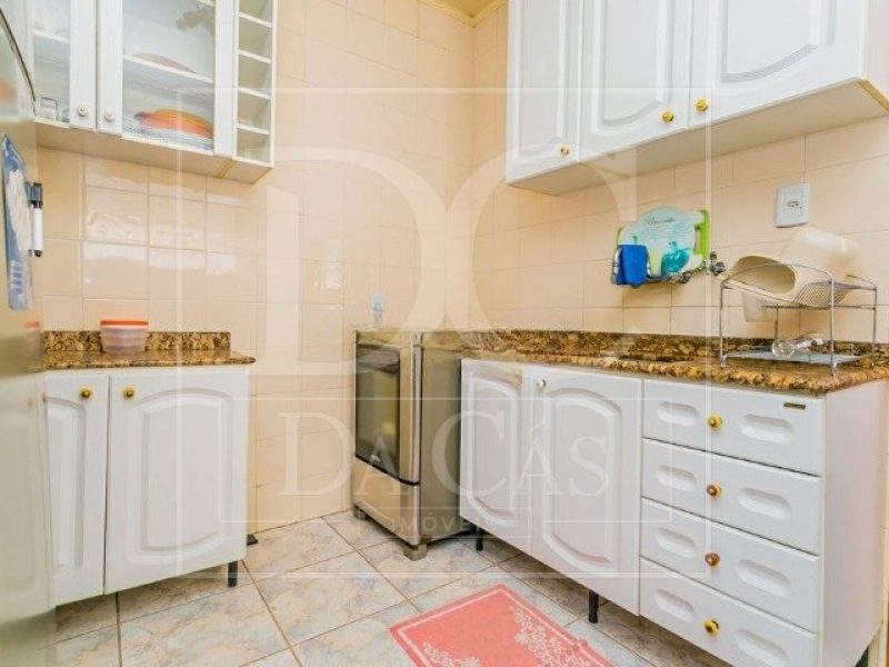 Apartamento à venda com 78m², 2 dormitórios, 1 vaga no bairro Petrópolis em Porto Alegre