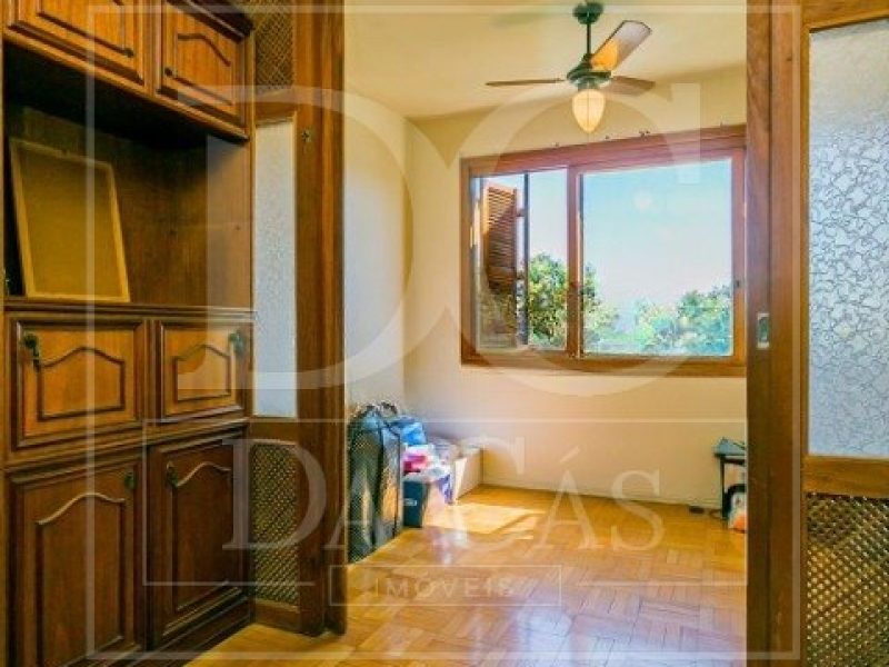 Apartamento à venda com 78m², 2 dormitórios, 1 vaga no bairro Petrópolis em Porto Alegre