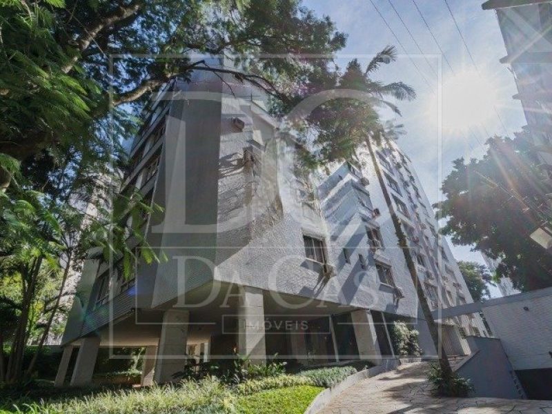 Apartamento à venda com 173m², 3 dormitórios, 1 suíte, 1 vaga no bairro Moinhos de Vento em Porto Alegre