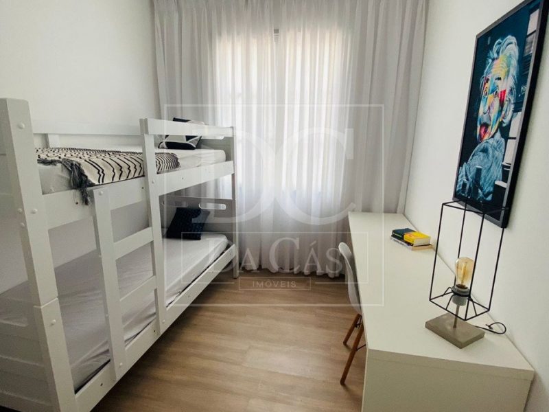 Apartamento à venda com 47m², 2 dormitórios no bairro Centro Histórico em Porto Alegre