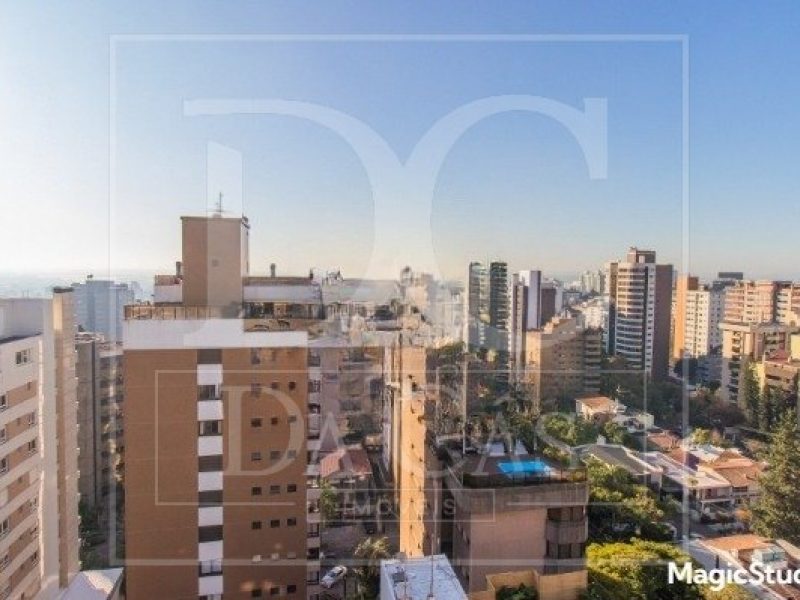 Cobertura à venda com 310m², 3 dormitórios, 3 suítes, 6 vagas no bairro Auxiliadora em Porto Alegre