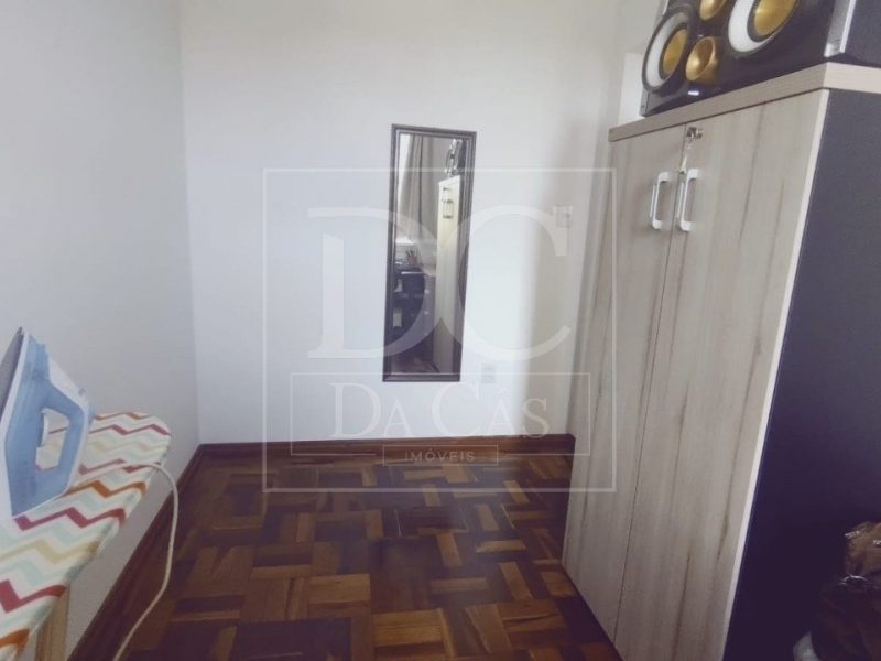 Apartamento à venda com 53m², 2 dormitórios, 2 vagas no bairro Passo da Areia em Porto Alegre