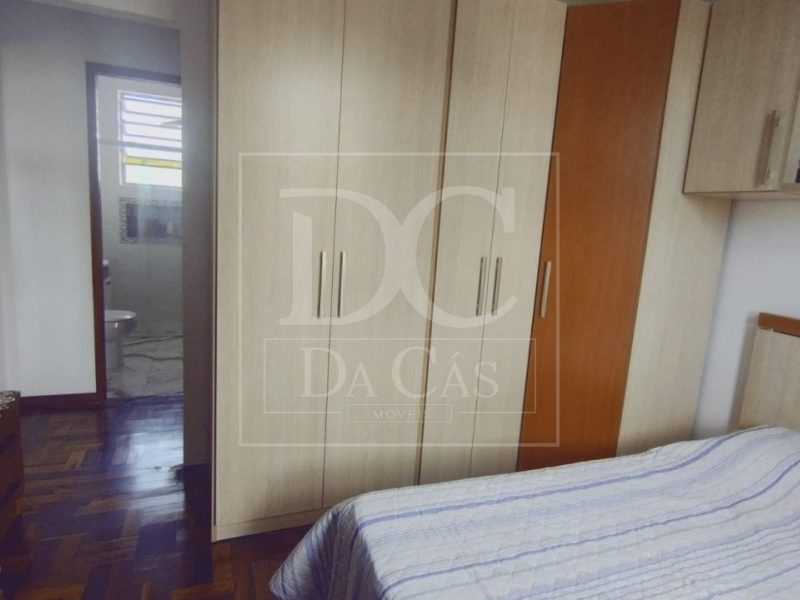 Apartamento à venda com 53m², 2 dormitórios, 2 vagas no bairro Passo da Areia em Porto Alegre