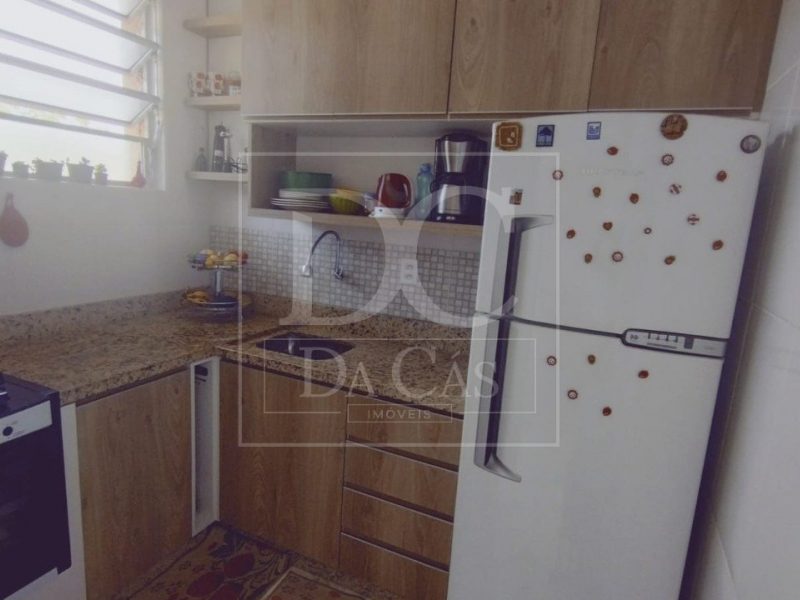 Apartamento à venda com 53m², 2 dormitórios, 2 vagas no bairro Passo da Areia em Porto Alegre