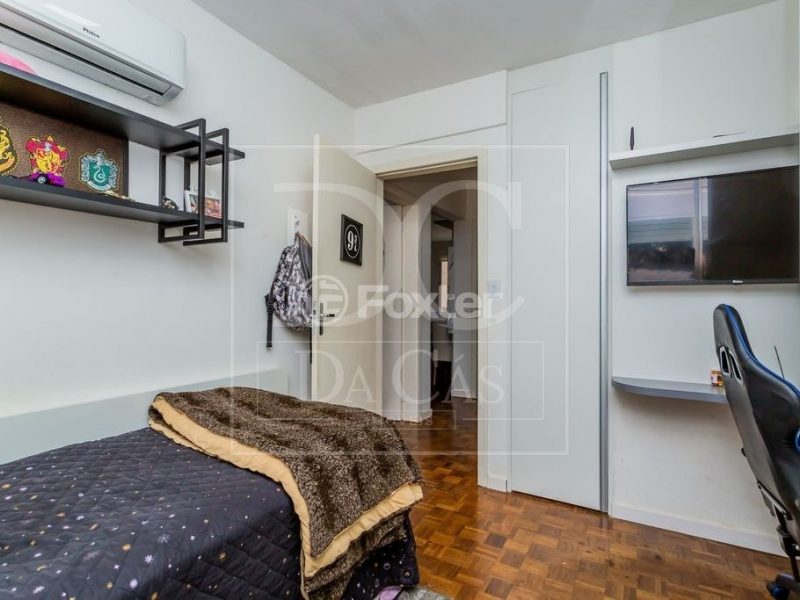 Apartamento à venda com 64m², 2 dormitórios, 1 vaga no bairro Cristo Redentor em Porto Alegre