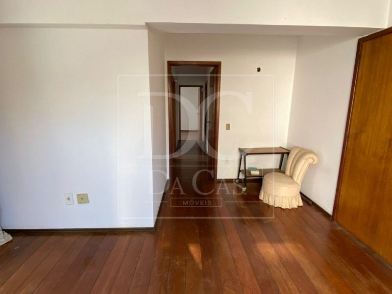 Apartamento à venda com 102m², 3 dormitórios, 1 vaga no bairro Chácara Das Pedras em Porto Alegre