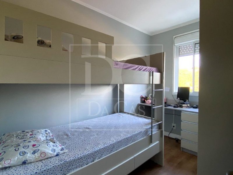 Apartamento à venda com 52m², 2 dormitórios, 1 vaga no bairro Jardim Carvalho em Porto Alegre