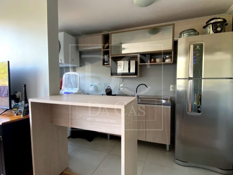 Apartamento à venda com 52m², 2 dormitórios, 1 vaga no bairro Jardim Carvalho em Porto Alegre