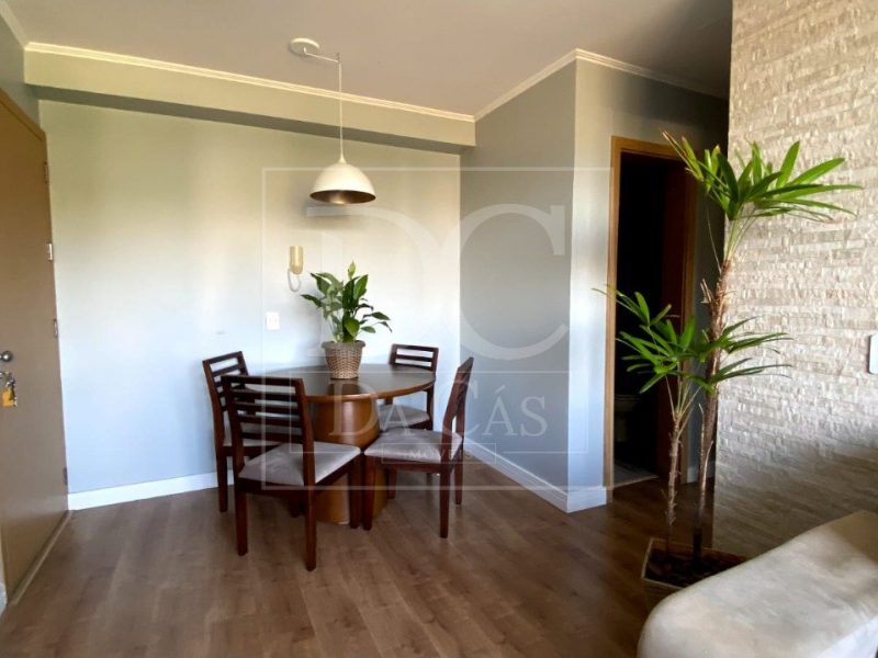 Apartamento à venda com 52m², 2 dormitórios, 1 vaga no bairro Jardim Carvalho em Porto Alegre