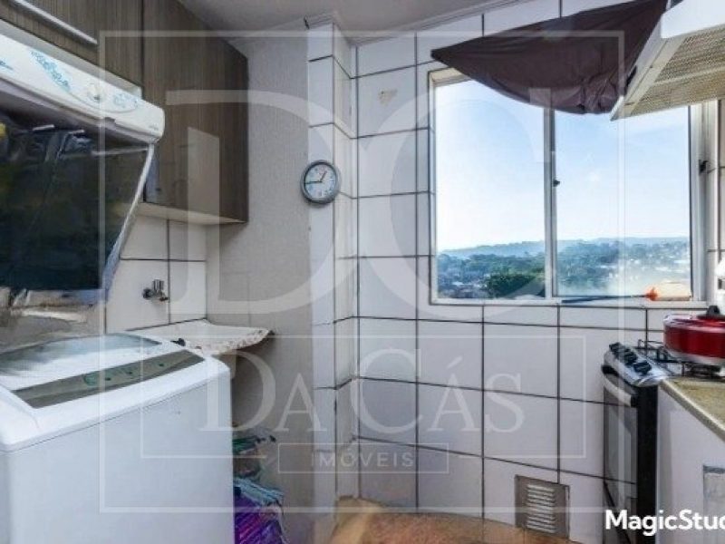 Apartamento à venda com 43m², 2 dormitórios, 1 vaga no bairro Vila Nova em Porto Alegre