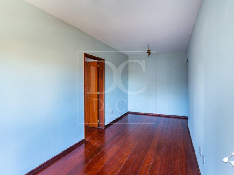 Apartamento à venda com 69m², 2 dormitórios, 1 vaga no bairro Floresta em Porto Alegre