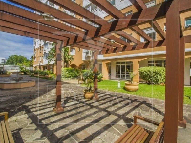 Apartamento à venda com 63m², 2 dormitórios, 1 vaga no bairro Tristeza em Porto Alegre