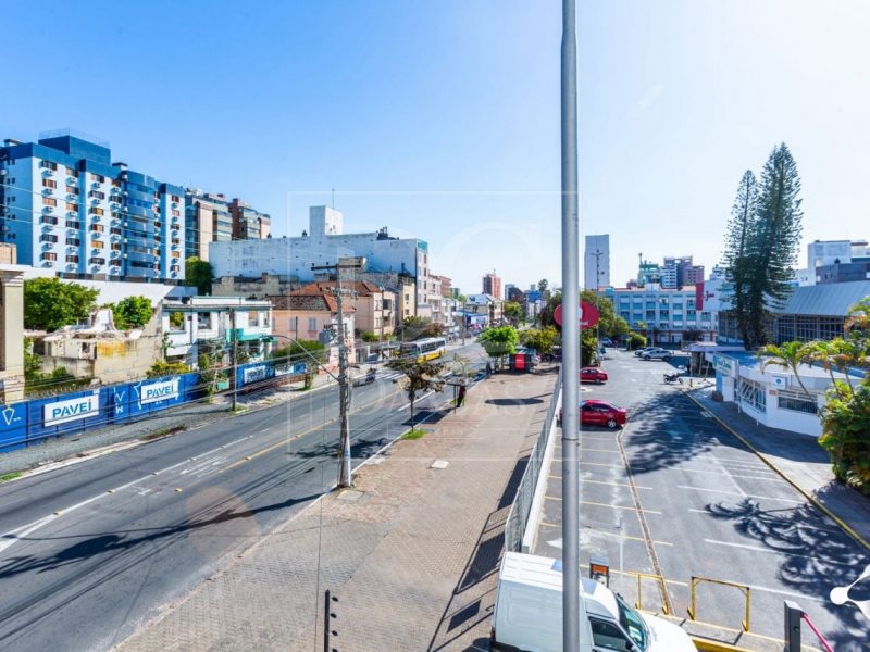 Apartamento à venda com 47m², 1 dormitório, 1 vaga no bairro Menino Deus em Porto Alegre