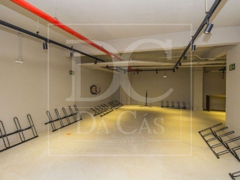 Apartamento à venda com 67m², 2 dormitórios, 1 suíte, 1 vaga no bairro Petrópolis em Porto Alegre