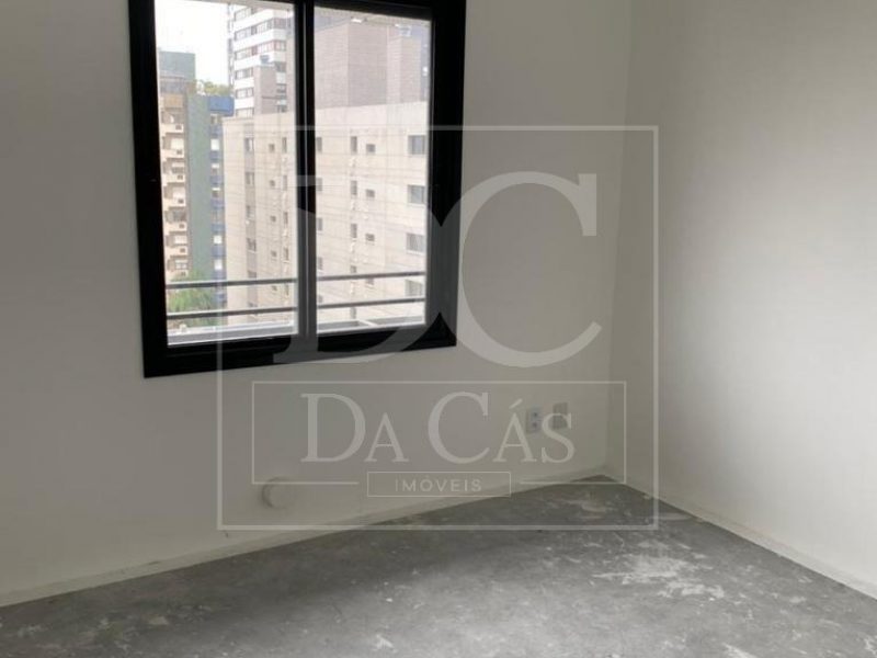 Apartamento à venda com 65m², 2 dormitórios, 1 suíte, 1 vaga no bairro Auxiliadora em Porto Alegre