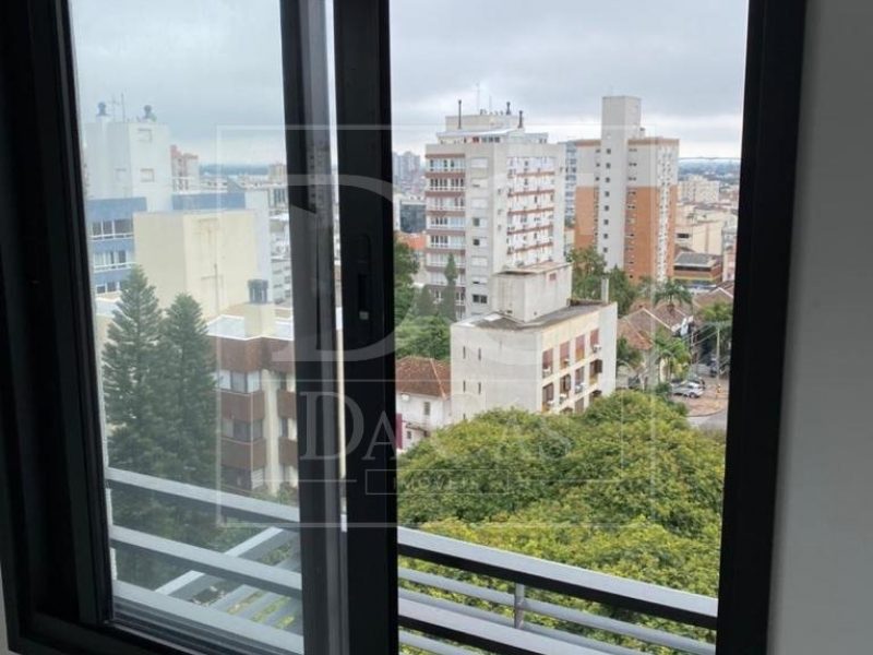 Apartamento à venda com 65m², 2 dormitórios, 1 suíte, 1 vaga no bairro Auxiliadora em Porto Alegre