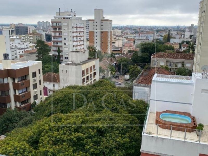 Apartamento à venda com 65m², 2 dormitórios, 1 suíte, 1 vaga no bairro Auxiliadora em Porto Alegre