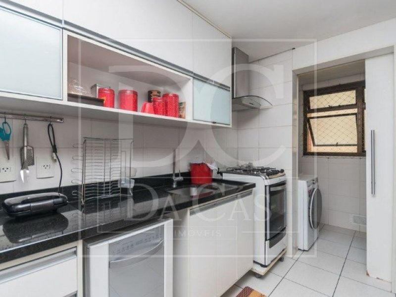 Apartamento à venda com 81m², 2 dormitórios, 1 suíte, 1 vaga no bairro Rio Branco em Porto Alegre