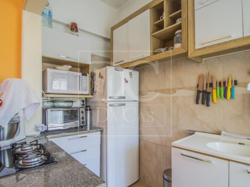 Apartamento à venda com 48m², 2 dormitórios no bairro Centro Histórico em Porto Alegre