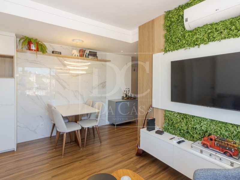 Apartamento à venda com 50m², 1 dormitório, 1 suíte, 2 vagas no bairro Petrópolis em Porto Alegre