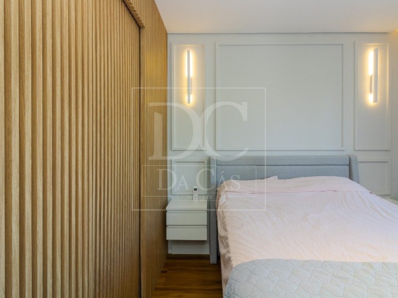 Apartamento à venda com 50m², 1 dormitório, 1 suíte, 2 vagas no bairro Petrópolis em Porto Alegre