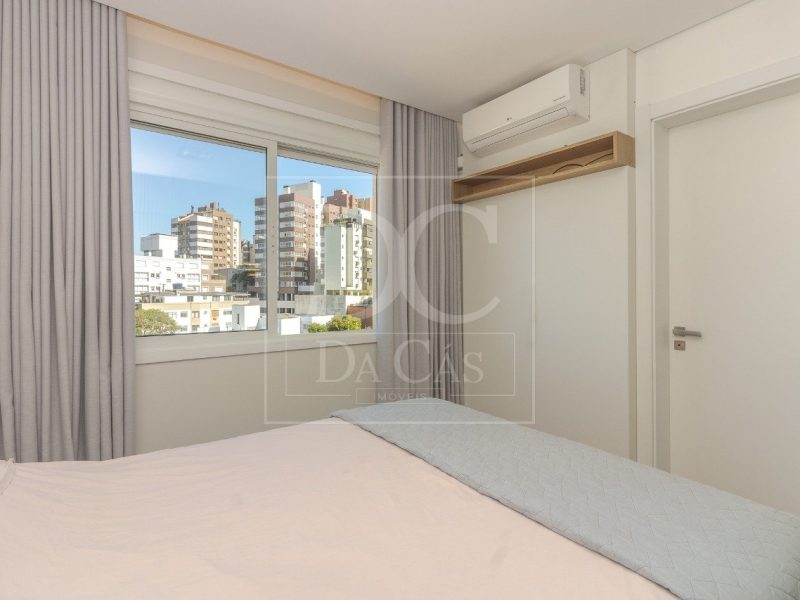 Apartamento à venda com 50m², 1 dormitório, 1 suíte, 2 vagas no bairro Petrópolis em Porto Alegre