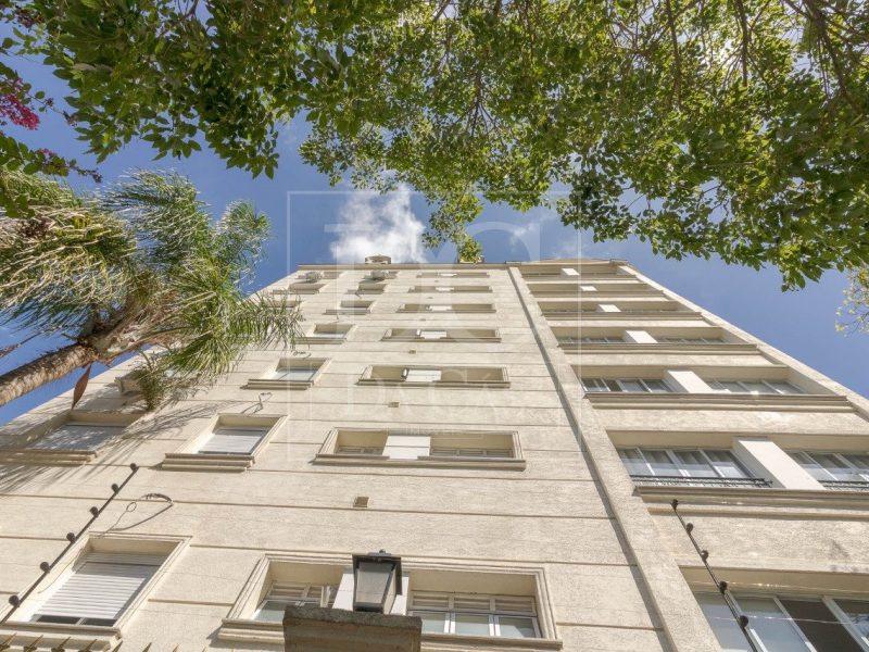 Apartamento à venda com 50m², 1 dormitório, 1 suíte, 2 vagas no bairro Petrópolis em Porto Alegre