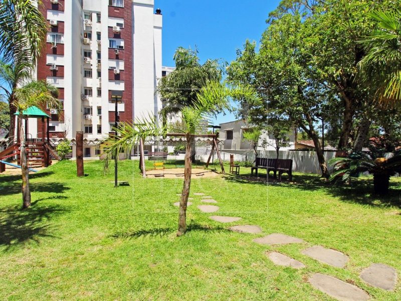 Apartamento à venda com 79m², 3 dormitórios, 1 suíte, 1 vaga no bairro Jardim Botânico em Porto Alegre