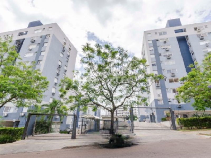 Apartamento à venda com 72m², 3 dormitórios, 1 suíte, 2 vagas no bairro Chácara das Pedras em Porto Alegre