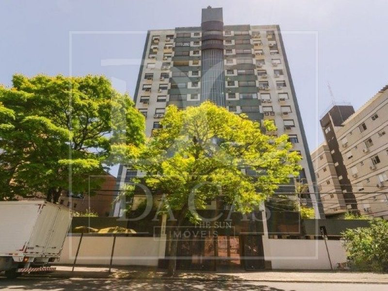 Apartamento à venda com 176m², 4 dormitórios, 3 suítes, 3 vagas no bairro Centro Histórico em Porto Alegre