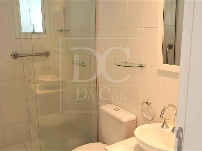 Apartamento à venda com 84m², 3 dormitórios, 1 suíte, 1 vaga no bairro Jardim Botânico em Porto Alegre