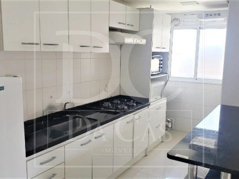 Apartamento à venda com 84m², 3 dormitórios, 1 suíte, 1 vaga no bairro Jardim Botânico em Porto Alegre