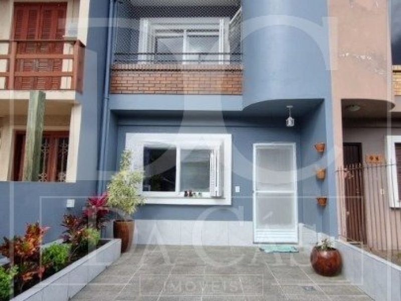 Casa à venda com 128m², 4 dormitórios, 1 suíte, 1 vaga no bairro Hípica em Porto Alegre