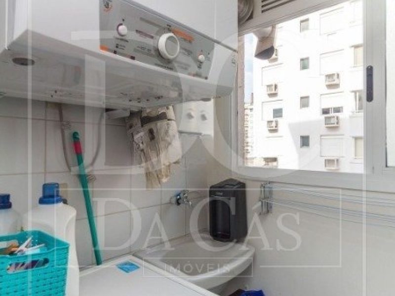 Apartamento à venda com 63m², 2 dormitórios, 1 vaga no bairro Tristeza em Porto Alegre