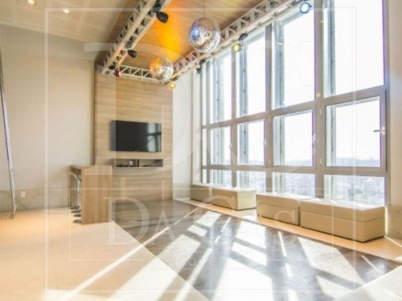 Loft à venda com 38m², 1 dormitório, 2 vagas no bairro praia de belas em porto alegre