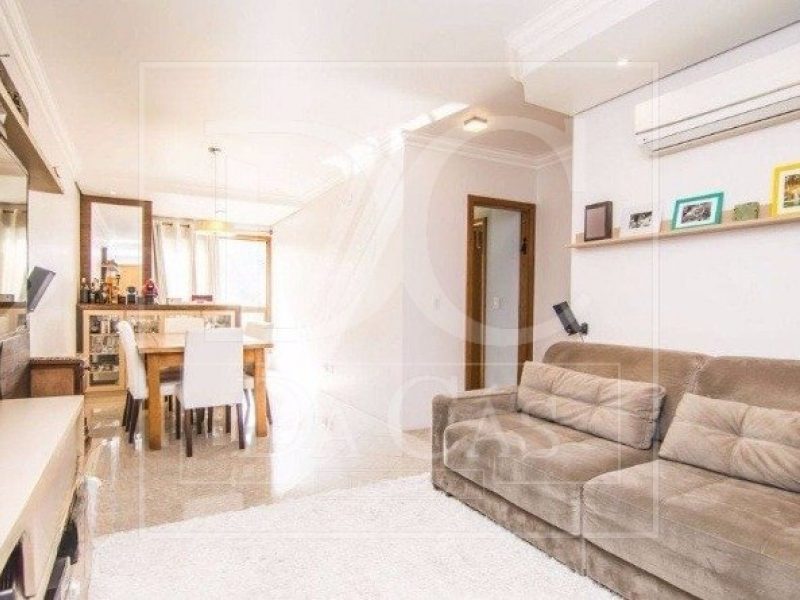 Apartamento à venda com 74m², 2 dormitórios, 1 suíte, 2 vagas no bairro Petrópolis em Porto Alegre