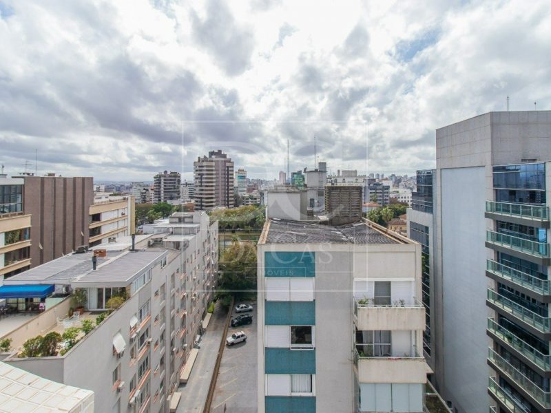 Cobertura à venda com 101m², 2 dormitórios, 2 suítes, 1 vaga no bairro Moinhos de Vento em Porto Alegre