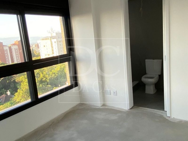 Apartamento à venda com 122m², 3 dormitórios, 1 suíte, 3 vagas no bairro Rio Branco em Porto Alegre