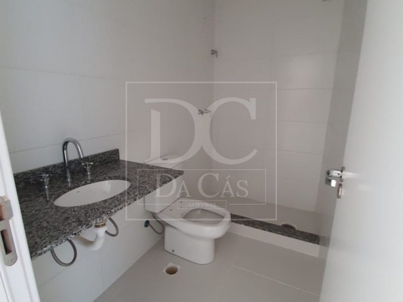 Apartamento à venda com 71m², 2 dormitórios, 1 suíte, 2 vagas no bairro Petrópolis em Porto Alegre