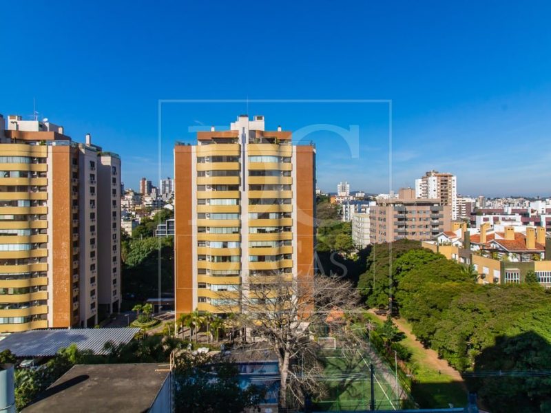 Apartamento à venda com 147m², 3 dormitórios, 3 suítes, 2 vagas no bairro Bela Vista em Porto Alegre