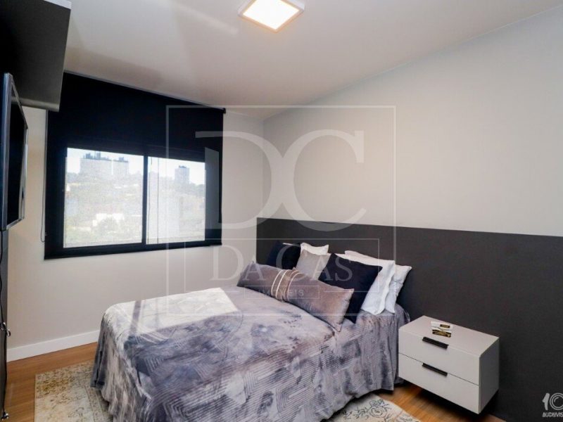 Apartamento à venda com 43m², 1 dormitório, 1 suíte, 1 vaga no bairro Central Parque em Porto Alegre