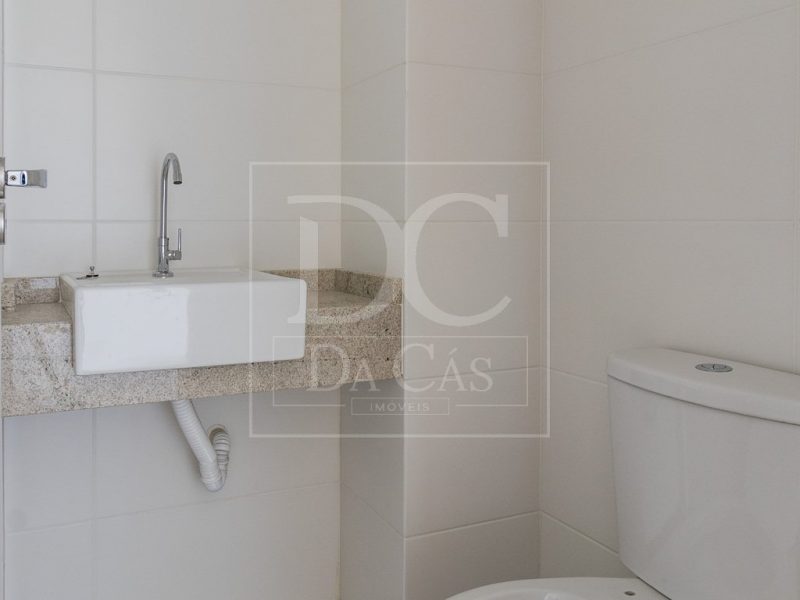 Apartamento à venda com 111m², 2 dormitórios, 2 suítes, 2 vagas no bairro Mont Serrat em Porto Alegre