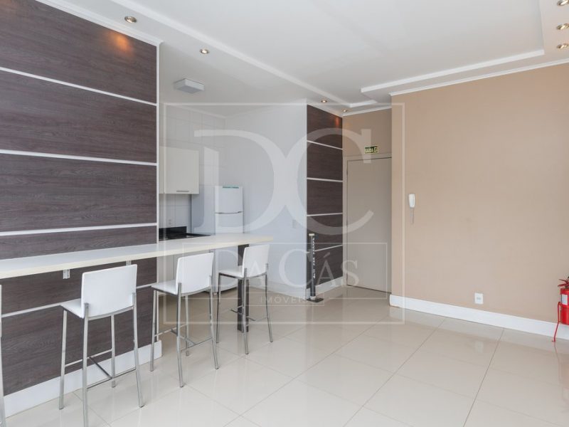 Apartamento à venda com 56m², 2 dormitórios, 1 suíte, 1 vaga no bairro Morro Santana em Porto Alegre